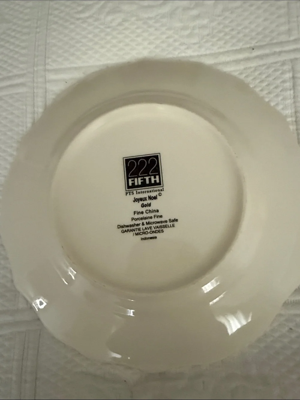 222 Fifth Festive Red Eiffel Tower Decorative Plate